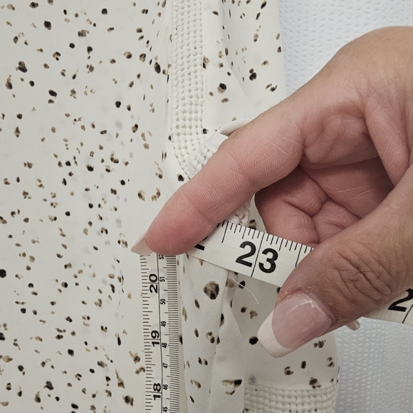 Apt. 9 Cream and Black Women's Top - Picture 8 of 11